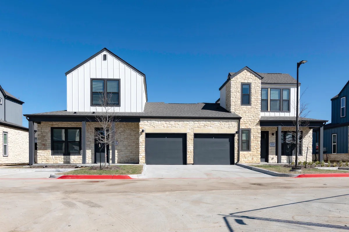 Private Garage 