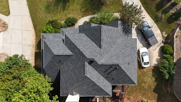 Images Valle's Roofing & Construction