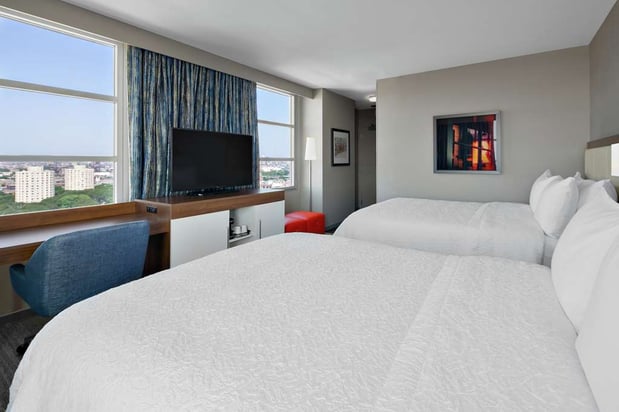 Images Hampton Inn Chicago McCormick Place