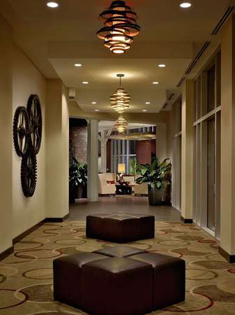 Images DoubleTree by Hilton Hotel & Suites Charleston Airport
