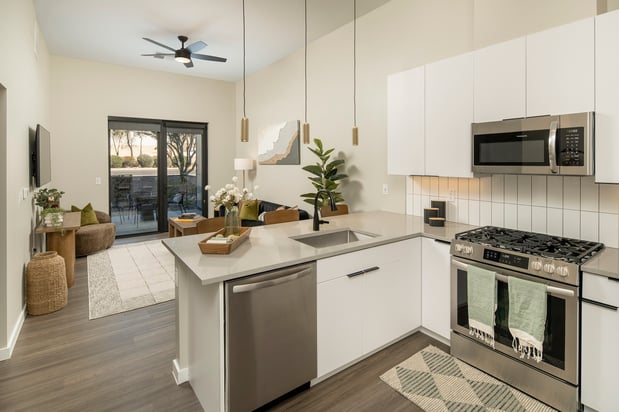 Images Huxley Scottsdale