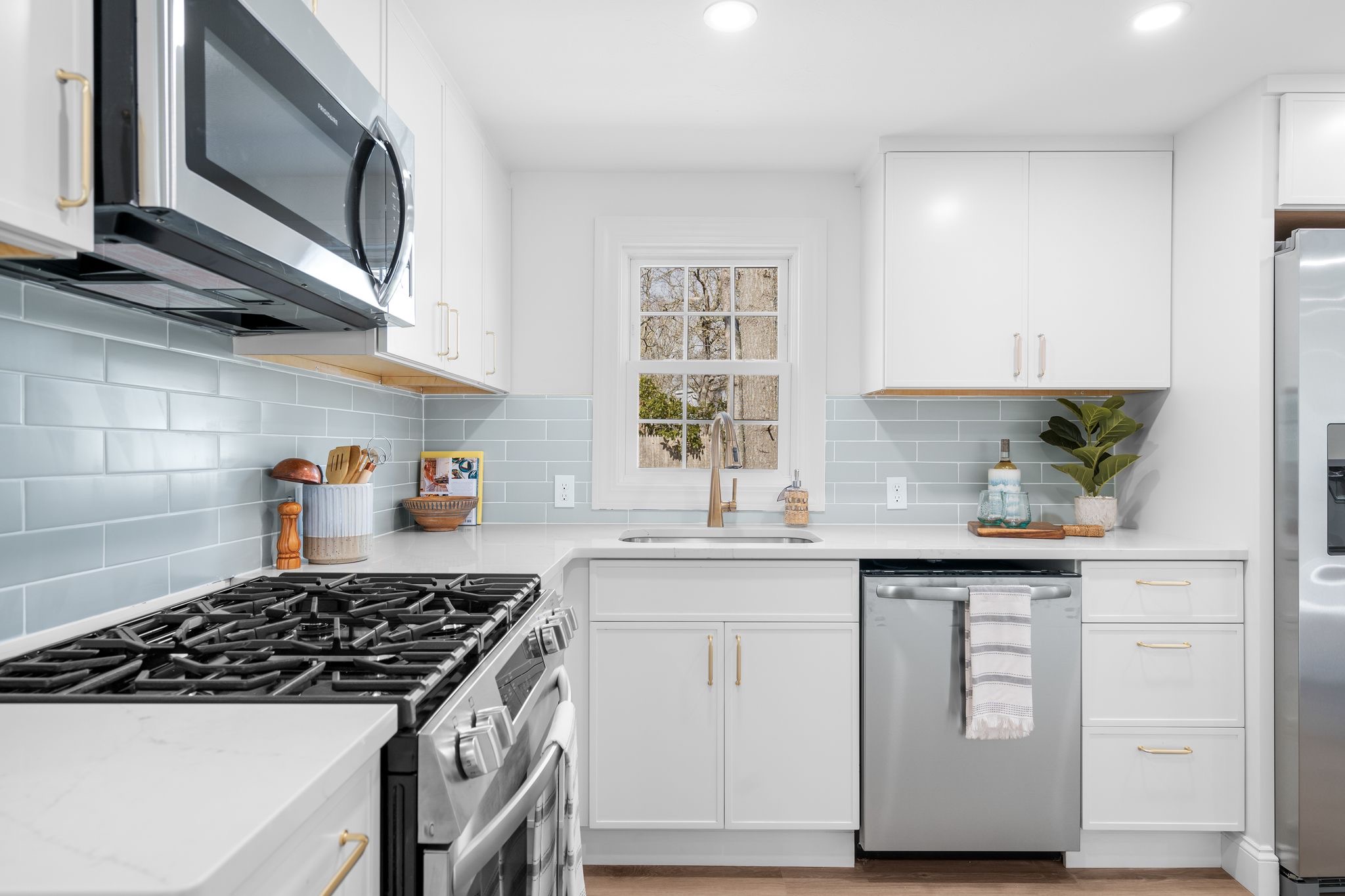 Clover Contracting LLC Image