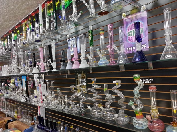 Images Aztec Smoke & Vape Shop