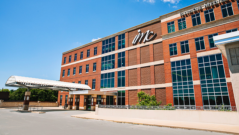 Exterior of multi-story brick medical office building in Peoria, Illinois