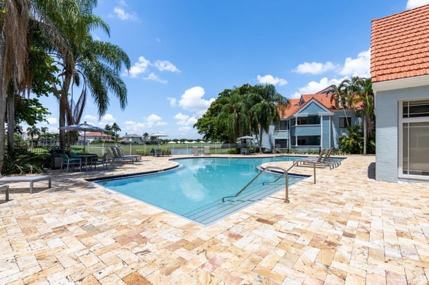 Images Royal St. George at the Villages Apartment Homes