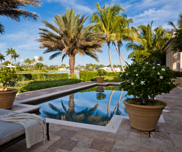 Images Tetyana Hanna, Sarasota Real Estate Agent 〡 KW Coastal Living III