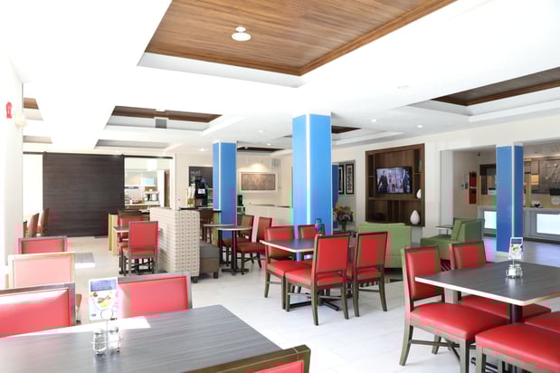 Images Holiday Inn Express & Suites Albuquerque Airport by IHG