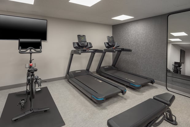 Images Holiday Inn Express South Burlington - Downtown by IHG