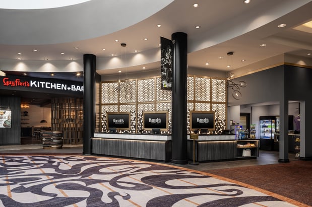 Images Harrah's Council Bluffs Hotel and Casino - A Caesars Rewards Destination
