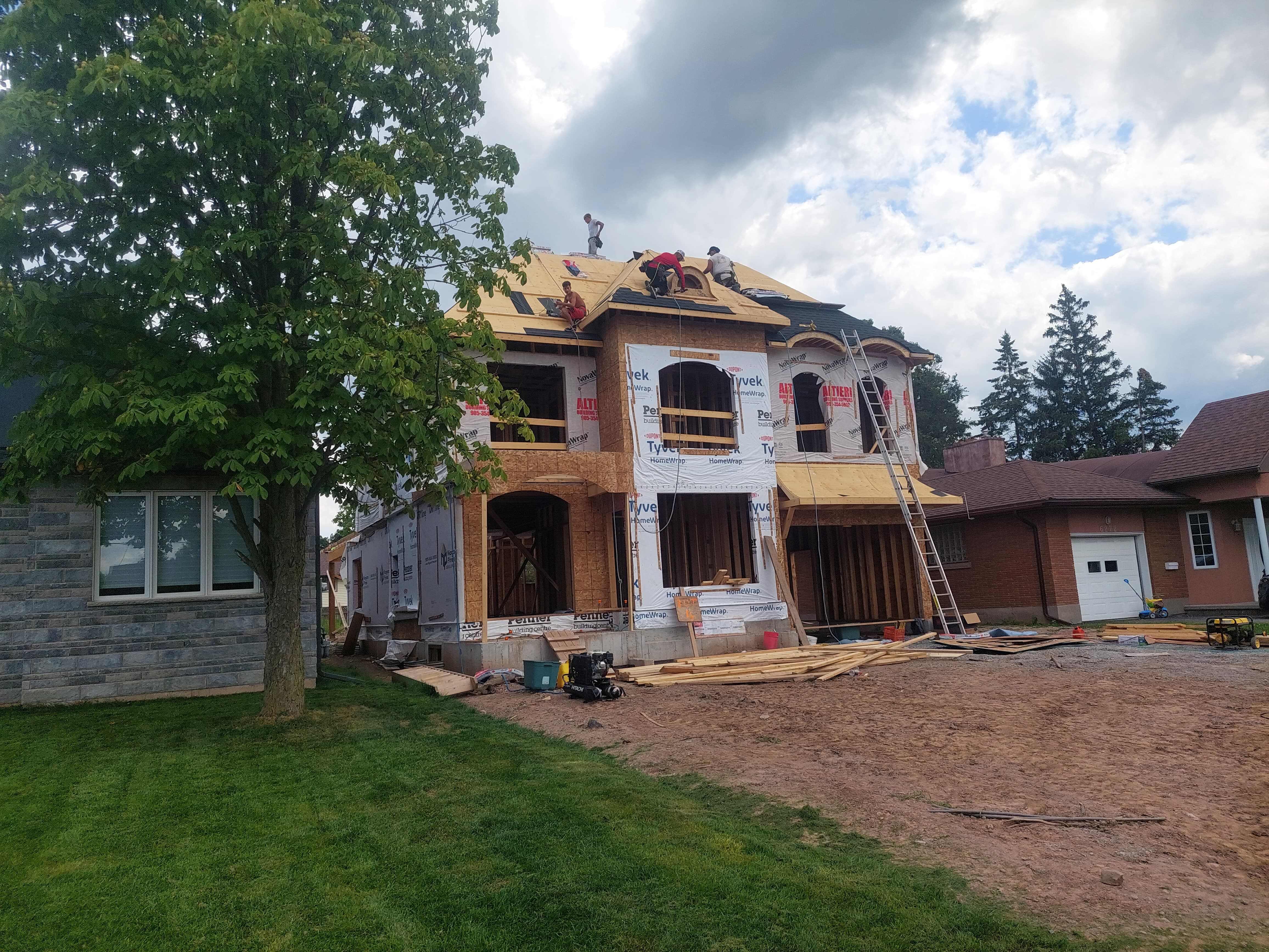 Images Ace 1 Quality Roofing Siding & Eavestroughs / Niagara