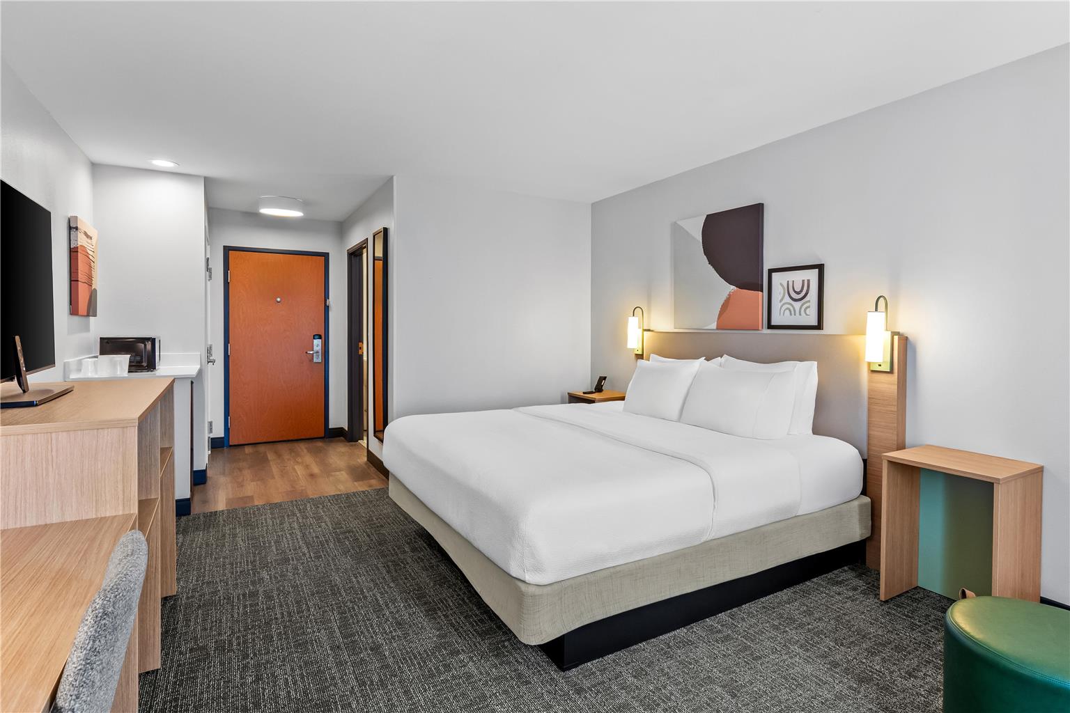 Guest room