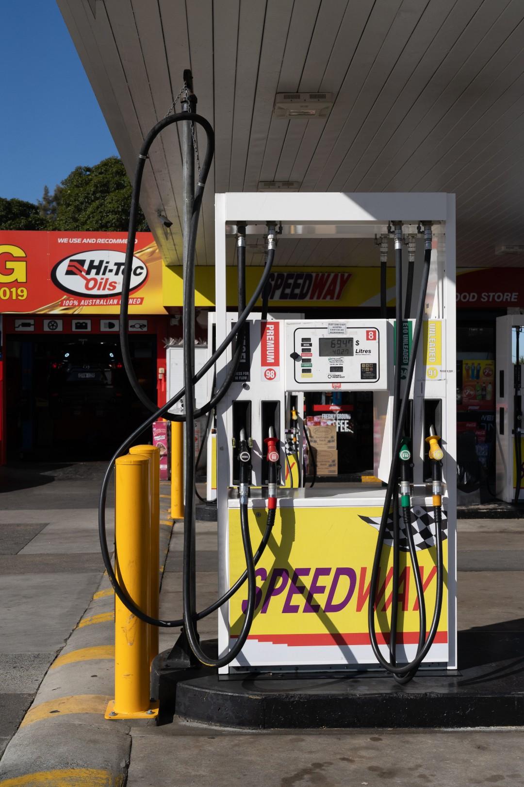 Images SPEEDWAY WESTMEAD