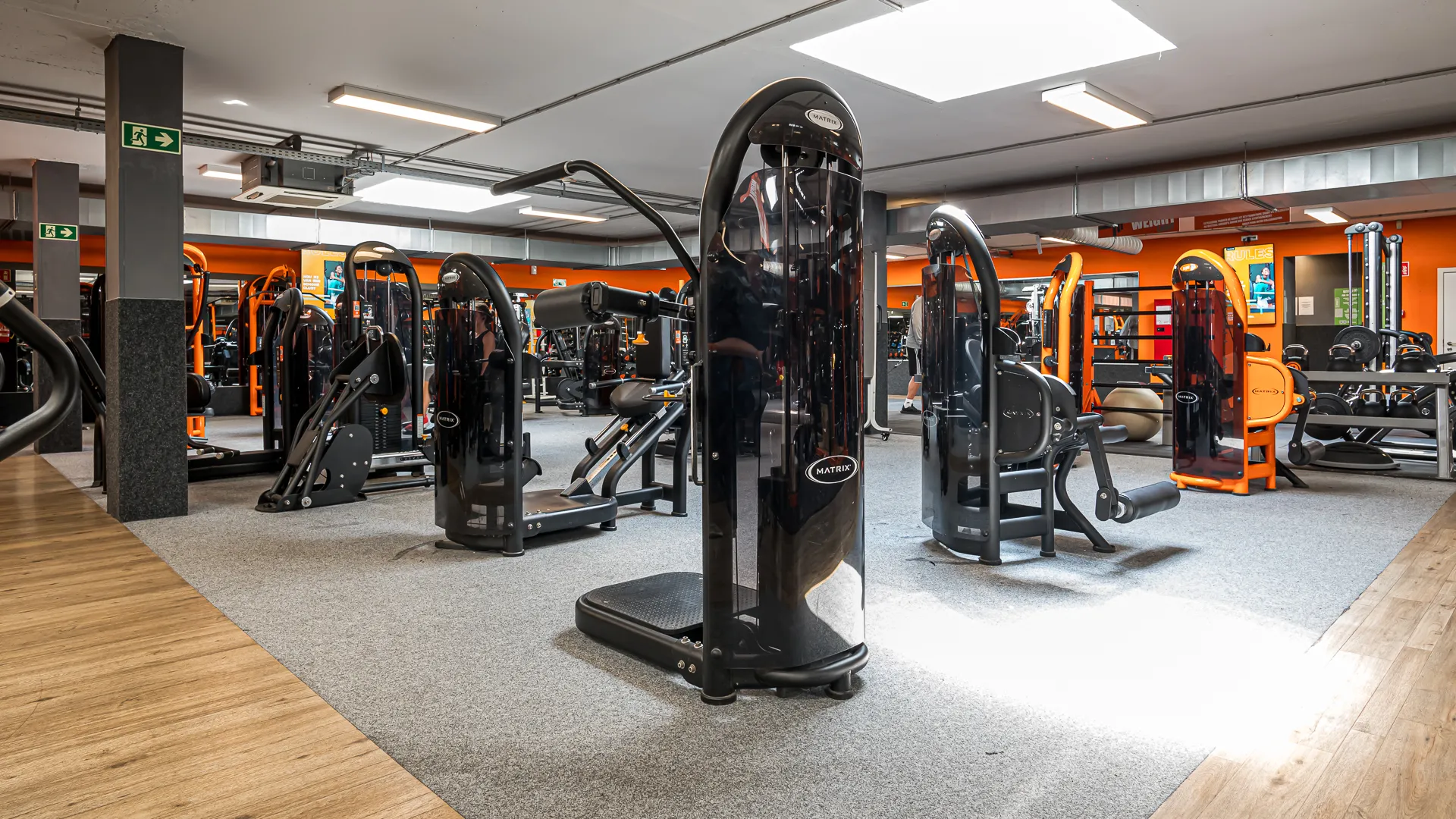 Images Basic-Fit 24/7