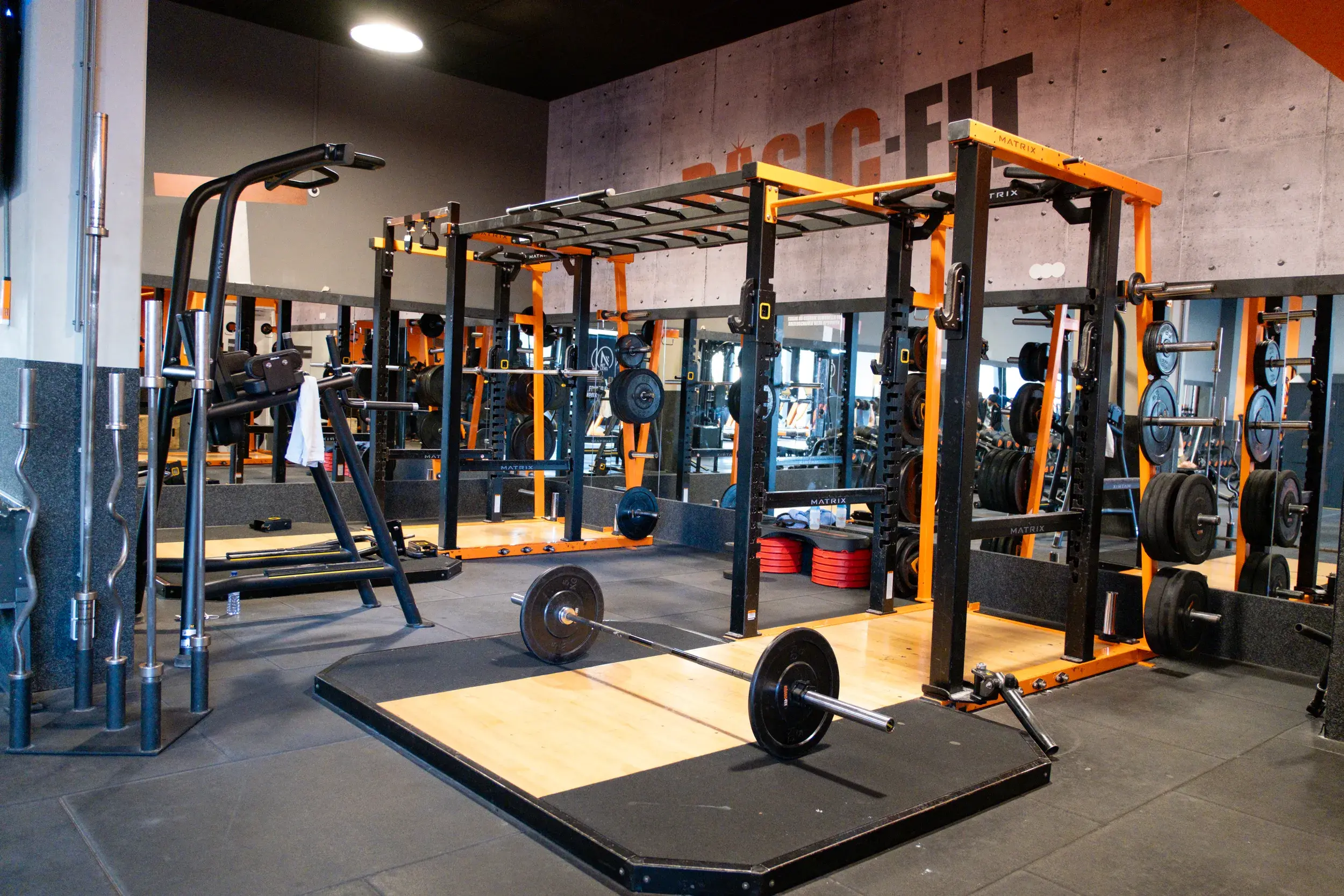 Foto's Basic-Fit 24/7