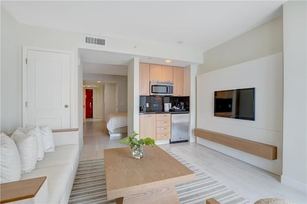 Images Beach House Fort Lauderdale, a Hilton Resort