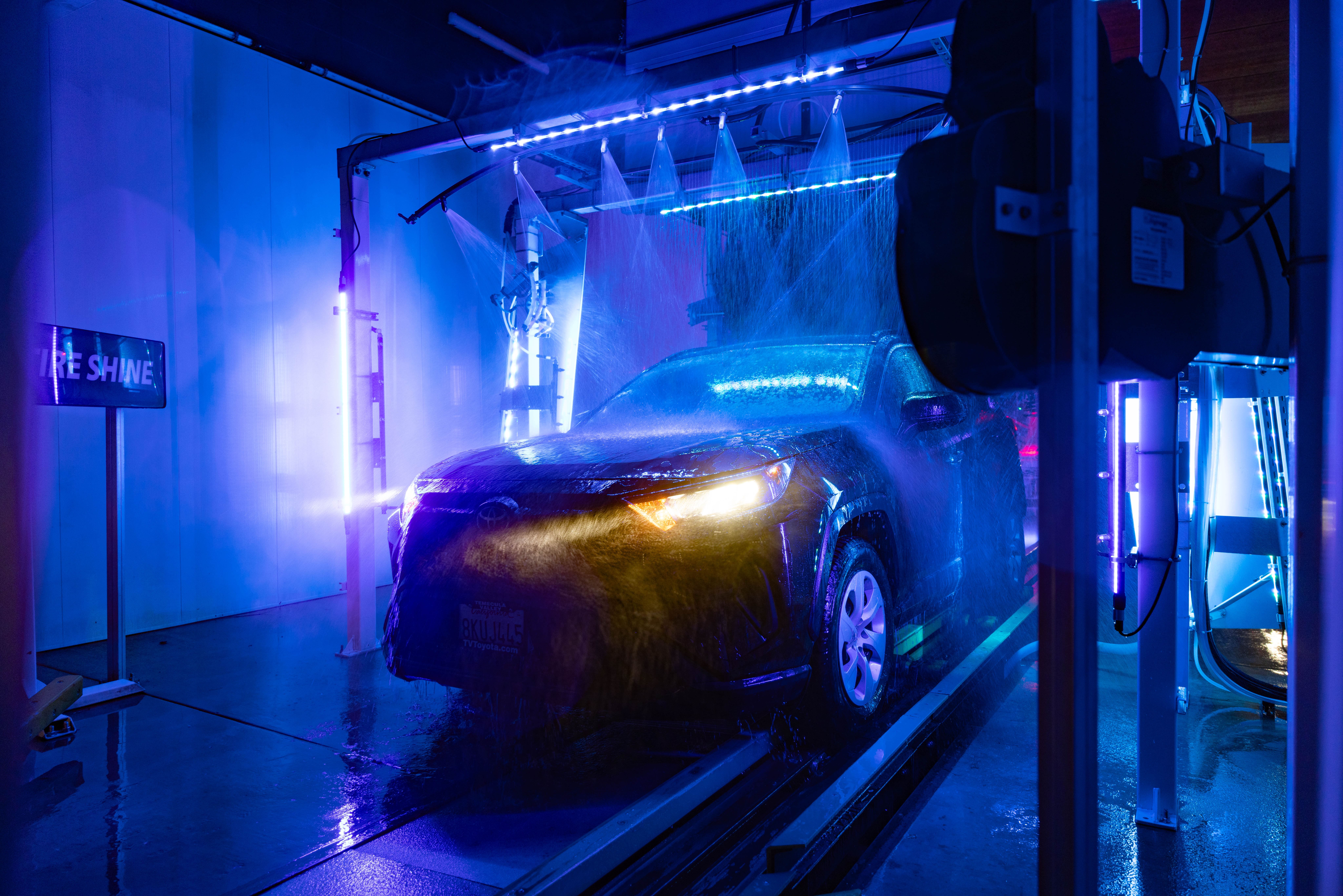 Your car deserves to shine from bumper to bumper. Our express car wash includes tire shine, soft-touch brushes, and premium soaps to leave your car gleaming. Join our unlimited wash club today!