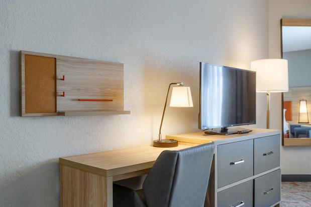 Images Candlewood Suites San Antonio - Schertz by IHG