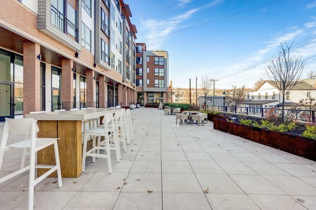 Images Meridia South Orange