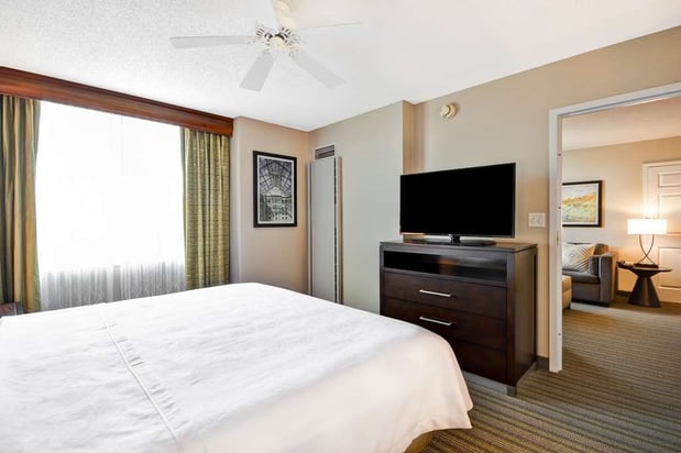 Images Homewood Suites by Hilton Dulles Int'l Airport