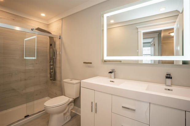 Images Tarek Hassieb, Team Tarek Real Estate Group | Liberty Realty | Hoboken Office