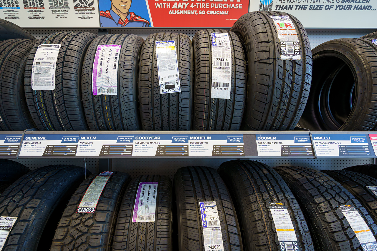 Tire Discounters on 7976 N Dixie Dr in Dayton