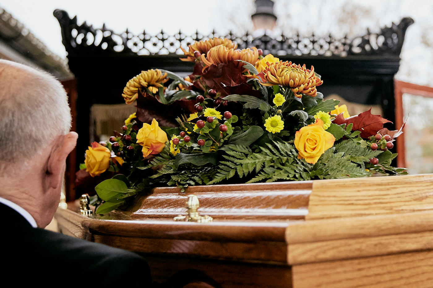 Abbotsfield & Dawe Brothers Funeral Directors floral arrangements