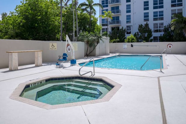 Images Hampton Inn Miami Dadeland