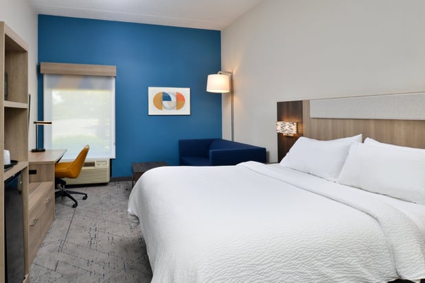 Images Holiday Inn Express Lewisburg/New Columbia by IHG