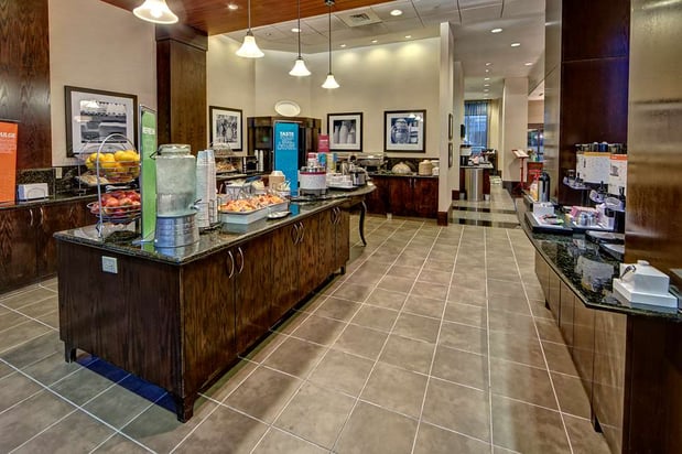 Images Hampton Inn & Suites Nashville-Downtown