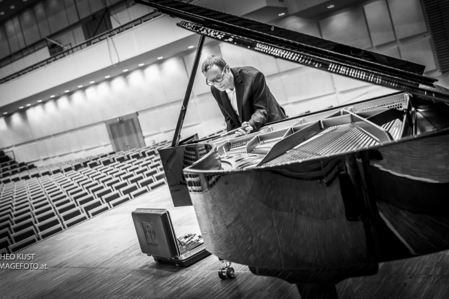 Bild 1 von Klavierhaus Alexander Pekarek