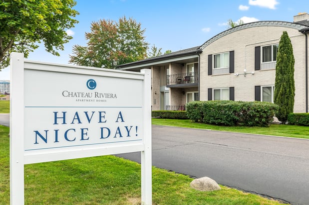 Images Chateau Riviera Apartments