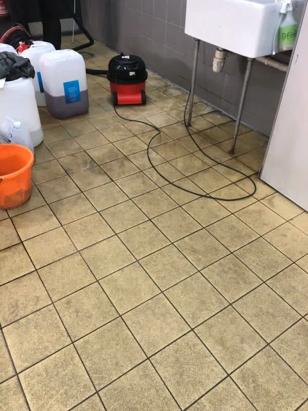 Images Commercial & Specialist Cleaning