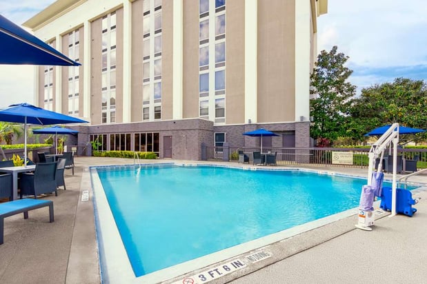 Images Hampton Inn Orlando-International Airport
