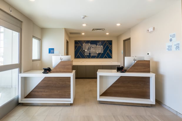 Images Holiday Inn Express & Suites Englewood - Denver South by IHG