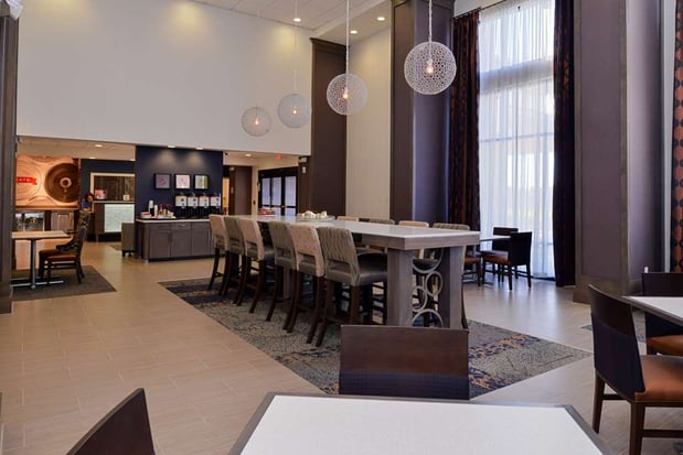 Images Hampton Inn & Suites Albany-East Greenbush