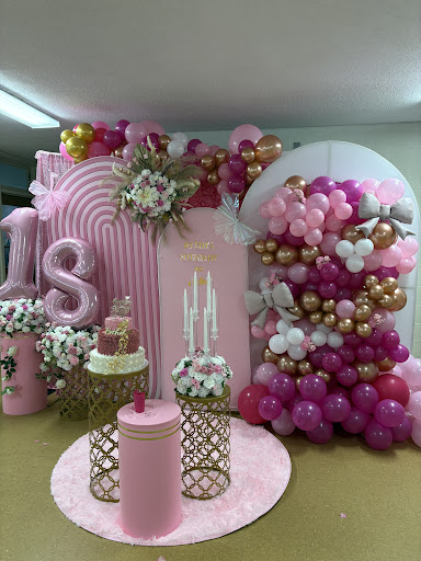 Images Selam’s Bakery, and Decor