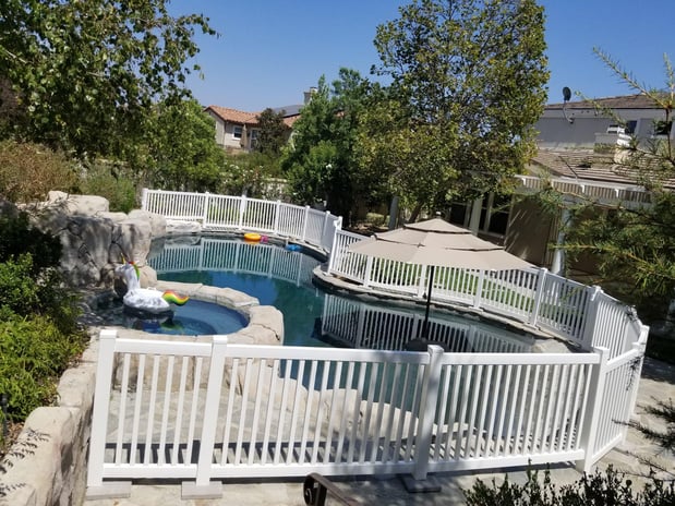 Images Practic Vinyl Fencing- Rosemead