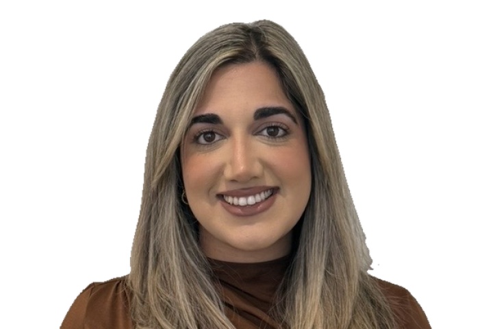 Amundeep Rajania, Optician Director in our Bilston store
