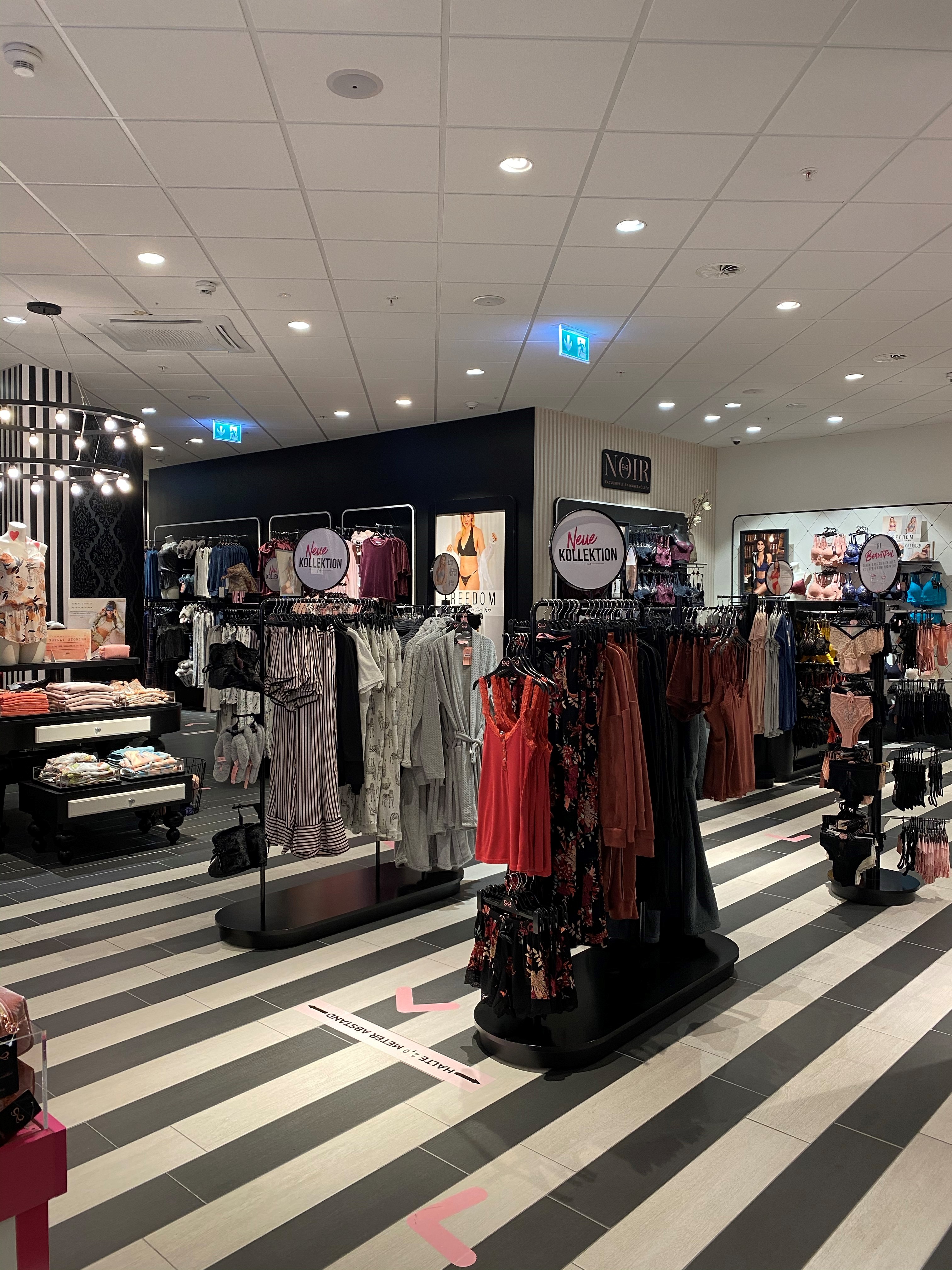 Hunkemöller, Ebisquarestrasse 1 in Ebikon