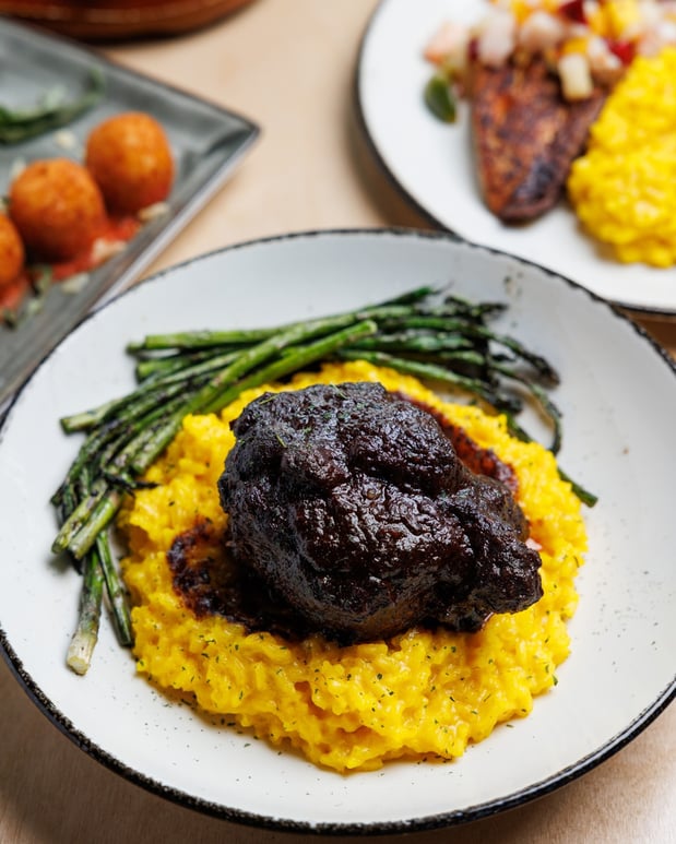 Images 1717 KITCHEN + COCKTAILS