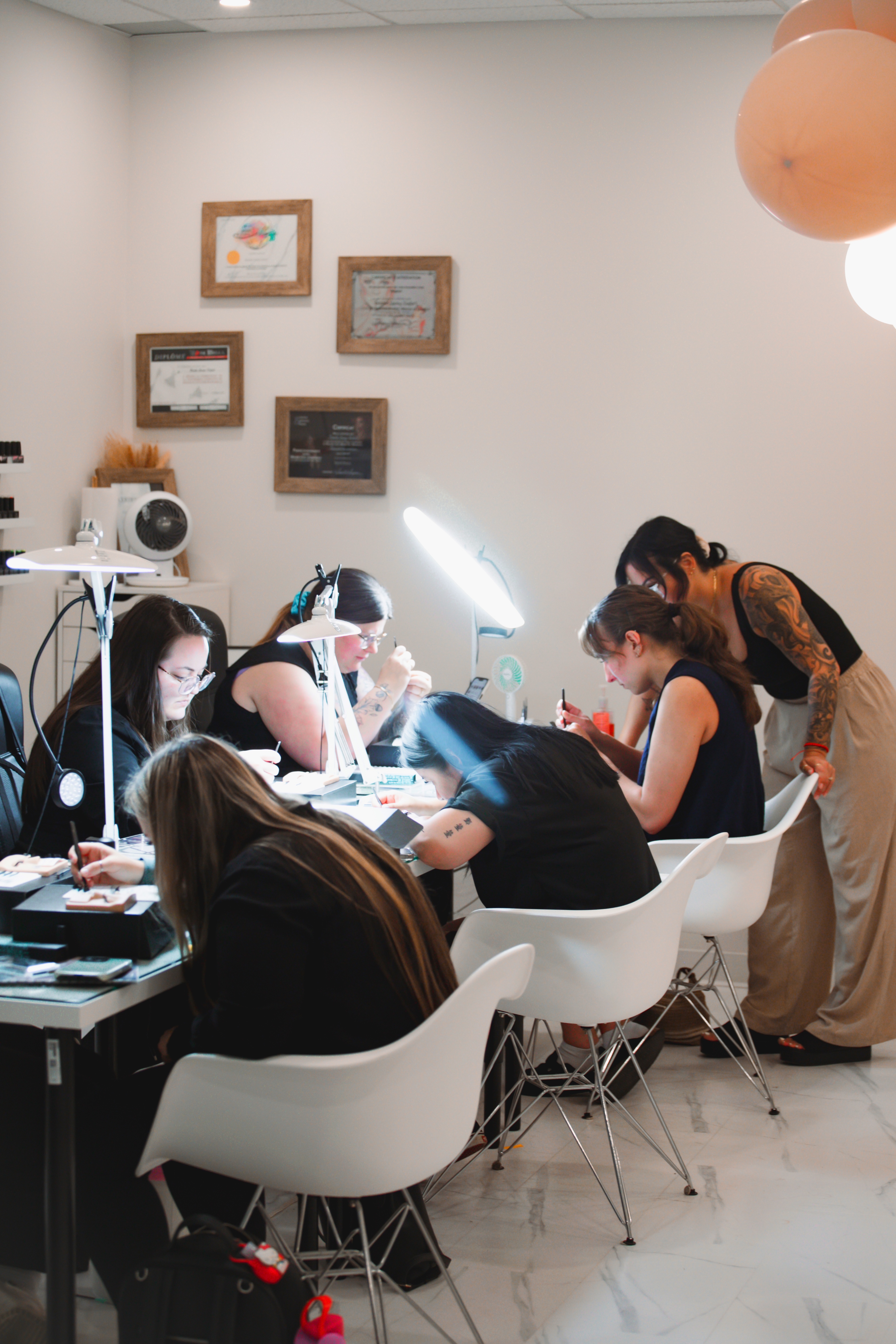 Images Lashista - Formation cils - Pose de cils - Produits de cils Longueuil