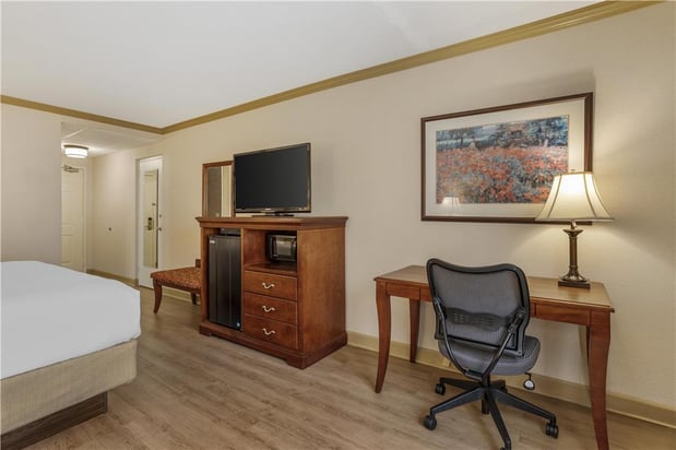 Images Best Western Plus Morristown Inn