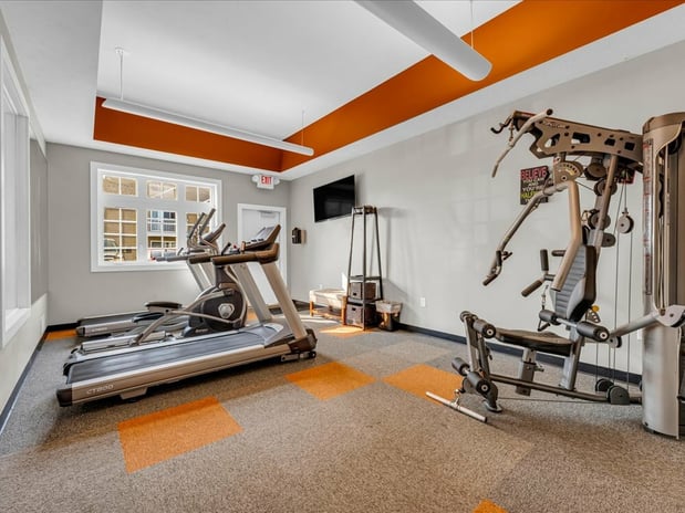 Images River Club Apartments