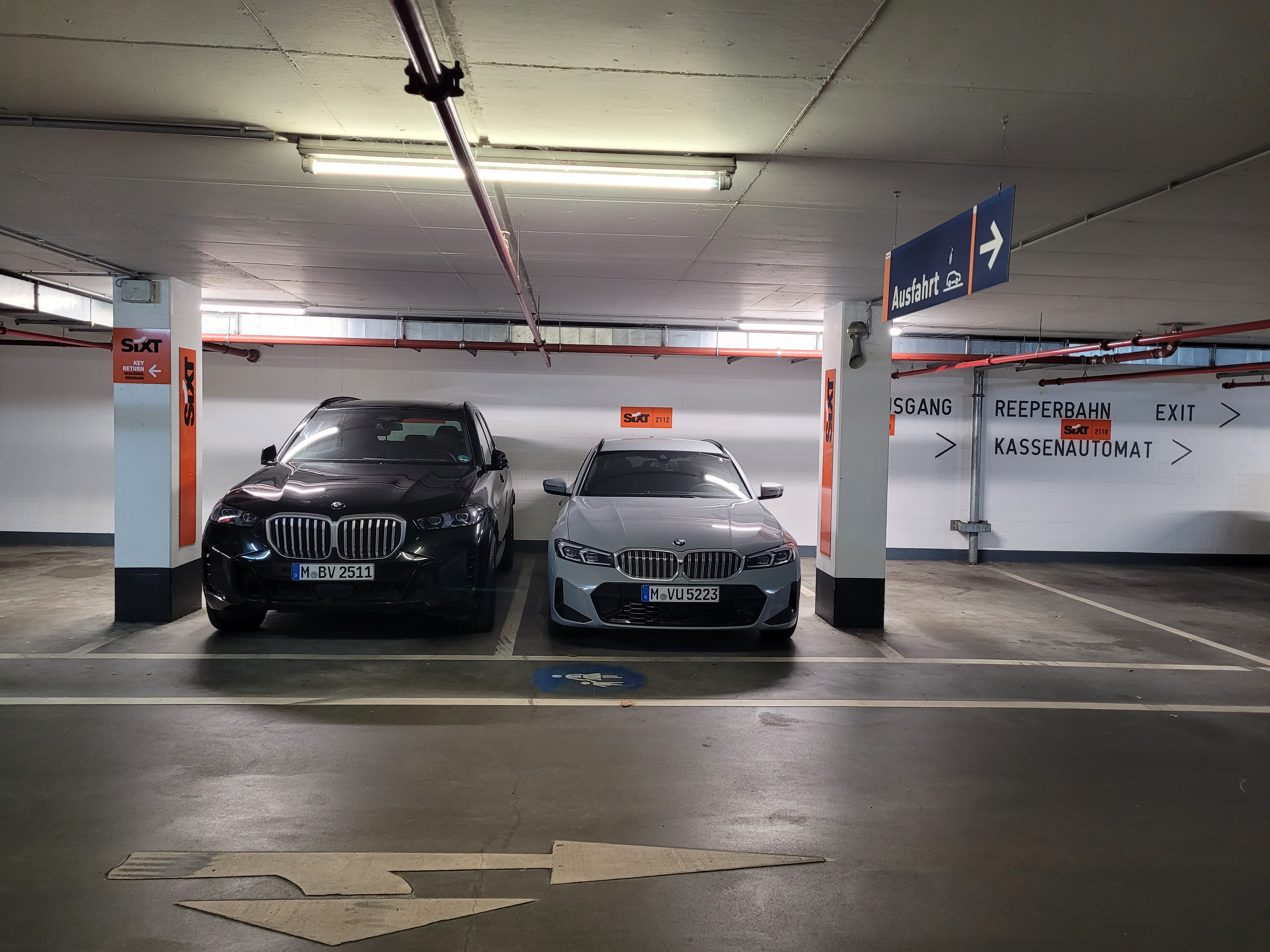 SIXT Autovermietung Hamburg Reeperbahn, Millerntorplatz 1 in Hamburg
