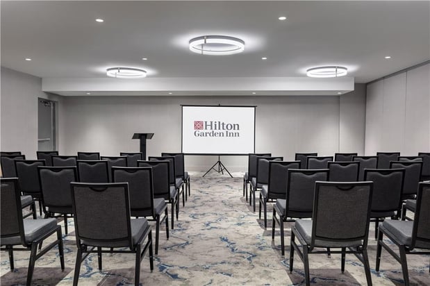 Images Hilton Garden Inn LAX Los Angeles Airport