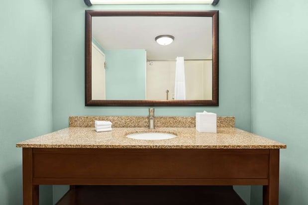 Images Hampton Inn & Suites Outer Banks/ Corolla