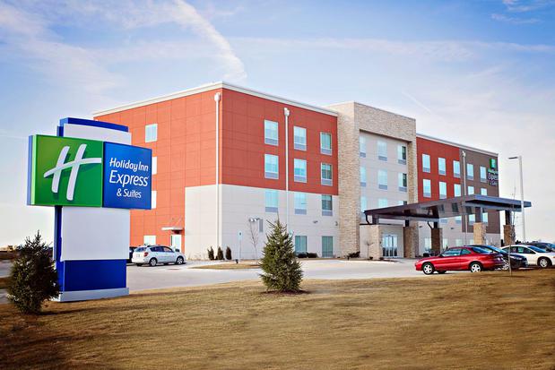 Images Holiday Inn Express & Suites Rantoul, an IHG Hotel