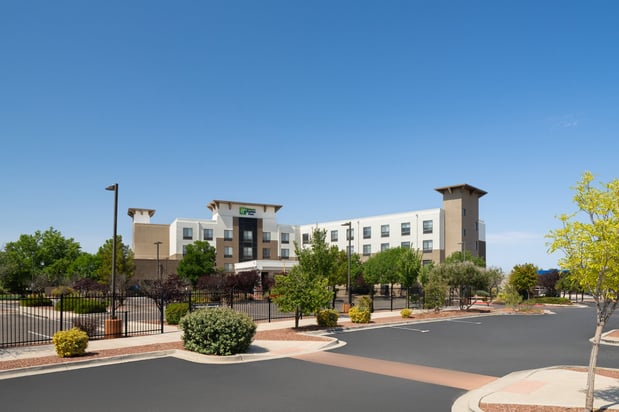 Images Holiday Inn Express & Suites Albuquerque Historic Old Town by IHG