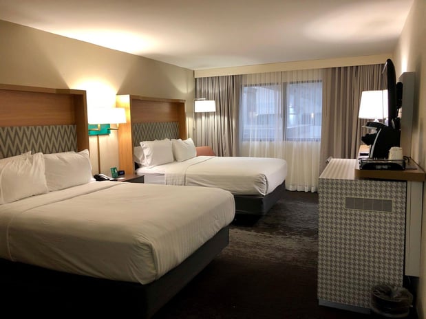 Images Holiday Inn & Suites Chicago North Shore (Skokie) by IHG