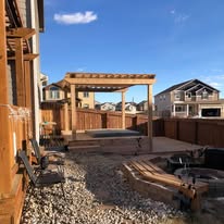 Veteran Fence & Deck Image